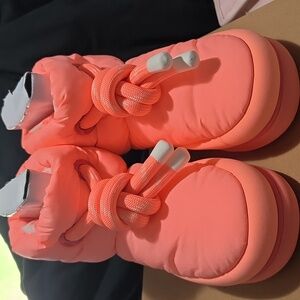 UGG W Classic Maxi Short Boots